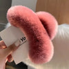 Winter Faux Fur Hair Claw Grab Clip Cute Plush Elegant Acrylic Large Hairpins Headwear for Women Girls Accessories 인기머리핀 - 5