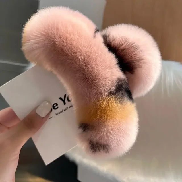 Winter Faux Fur Hair Claw Grab Clip Cute Plush Elegant Acrylic Large Hairpins Headwear for Women Girls Accessories 인기머리핀 Rudysgalaxy