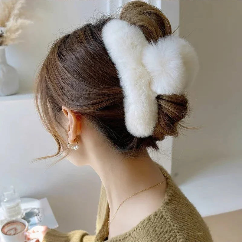 Winter Faux Fur Hair Claw Grab Clip Cute Plush Elegant Acrylic Large Hairpins Headwear for Women Girls Accessories 인기머리핀 Rudysgalaxy