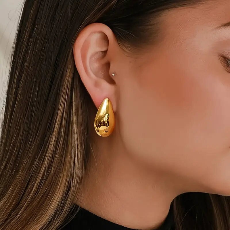 gold palted earrings, gold bar stud earings, drop stud earings, plated gold earings, drop earrings, drop stud earings, eye drop earrings, water drop earrings,