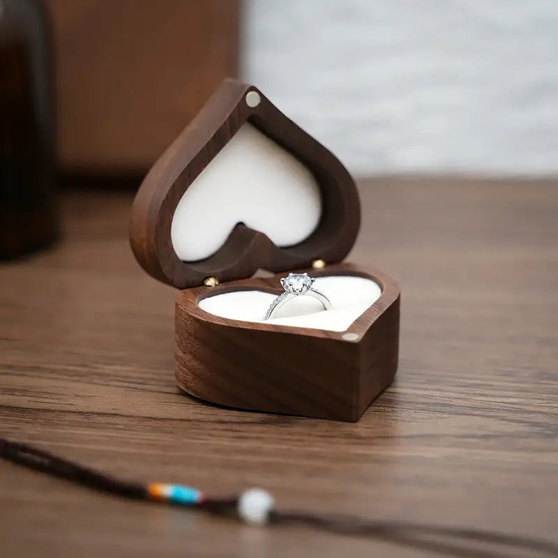 1pc Heart Shaped Ring Box, Wood Ring Bearer Box, Home Decor, Gift For Man, Proposal Ring Case, Gift For Women RudysGalaxy