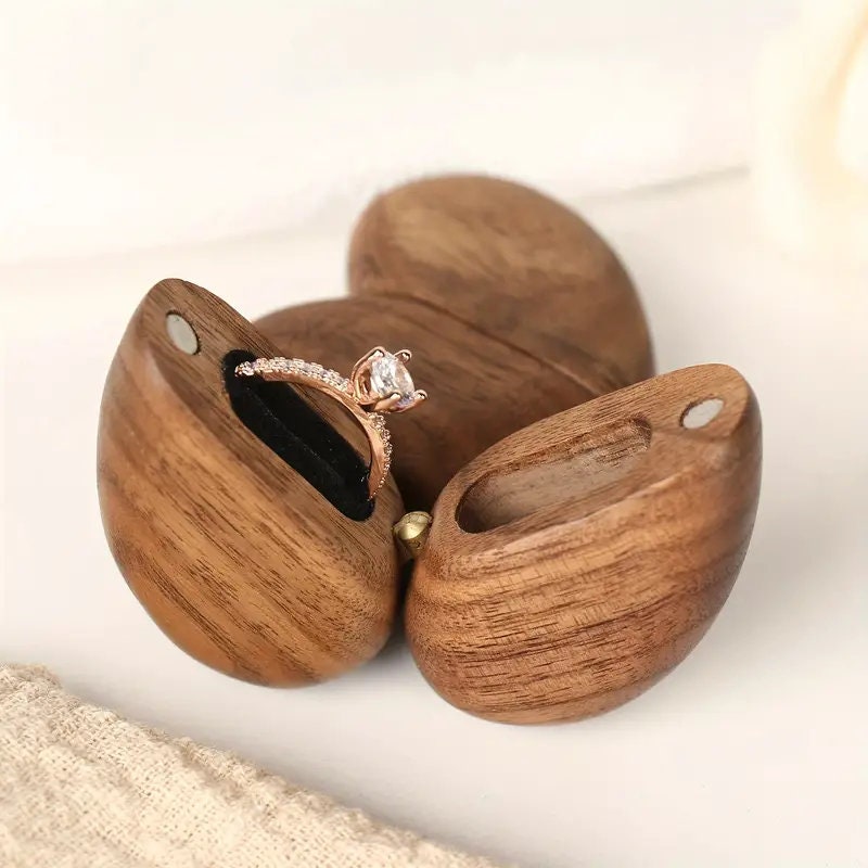 1pc Heart Shaped Ring Box, Wood Ring Bearer Box, Home Decor, Gift For Man, Proposal Ring Case, Gift For Women RudysGalaxy