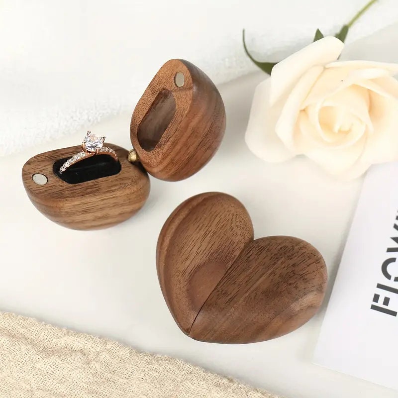 1pc Heart Shaped Ring Box, Wood Ring Bearer Box, Home Decor, Gift For Man, Proposal Ring Case, Gift For Women RudysGalaxy